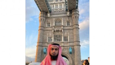 Lantunkan Azan di Tower Bridge London, Ini Sosok Kazi Shafiqur Rahman