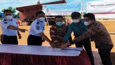 Sumber Marine Shipyard Bangun 2 Kapal Angkut Semen