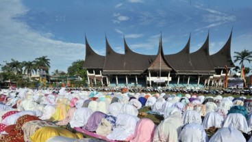 Sumbar Longgarkan Kebijakan Salat Id Berjamaah