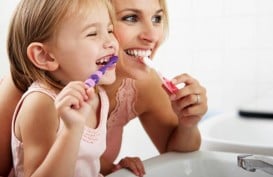 Mana yang Benar, Sikat Gigi Setelah atau Sebelum Sarapan?