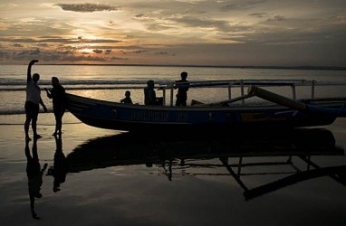 Kunjungan Wisatawan ke Pantai Karangsong Indramayu Meningkat