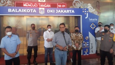 Anies Ajak Warga Apresiasi Pengorbanan Petugas Penghalau Mudik