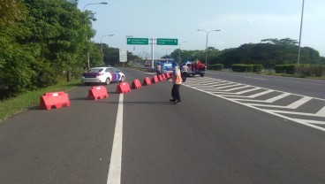 Ada Penyekatan di Gerbang Tol Cilegon, yang Mau Wisata ke Anyer Harus Putar Balik