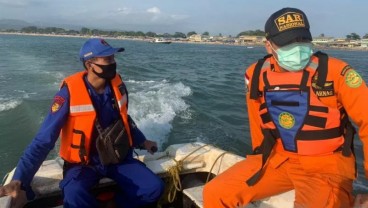 Terseret Ombak, Dua Wisatawan Hilang Laut Garut Saat Liburan Idulfitri