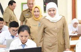 Gubernur Khofifah Minta Sekolah Bentuk Tim Satgas Covid-19 Persiapan Belajar Offline