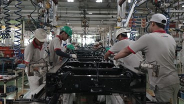 Volume Produksi Mobil Turun di Tengah PPnBM Nol Persen