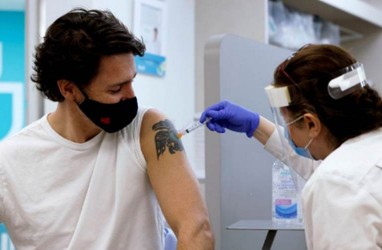 Zubairi Djoerban: Vaksin AstraZeneca Aman Digunakan