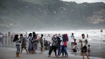 Infrastruktur Jalan Pantai Selatan Jawa Terus Dimantapkan