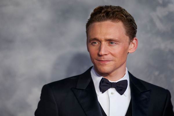 Tom Hiddleston Ceritakan Kisah Loki di MCU dalam 1 Menit
