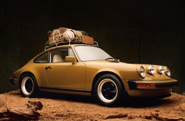 Unik, Merek Fesyen Asal New York Ini Restorasi Porsche 911 SC