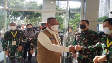 Hari Pertama Bertugas, Ketua Satgas Beda Pendapat dengan Anies Soal PPKM Mikro