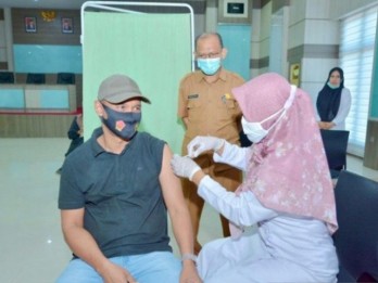 Vaksinasi Covid-19 di Pulau Terluar, Hoaks Masih Jadi Tantangan