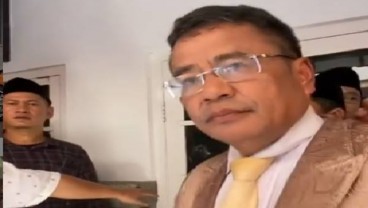 Besok, Hotman Paris Hadir di Sidang Tipikor 13 Manajer Investasi