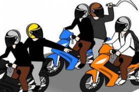 Kalungkan Celurit ke Pria Pulang Ngaji, Begal Ciracas…