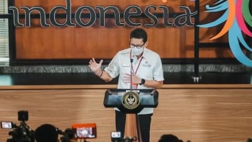 Pariwisata Belum Pulih, Sandiaga Rombak Target Devisa dan Kunjungan Wisman