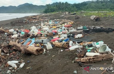 Raja Ampat Ternodai Sampah Kiriman dari Permukiman