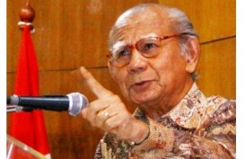 Emil Salim Sentil Jokowi: Tak Lagi Serahkan Kalpataru di Hari Lingkungan Hidup