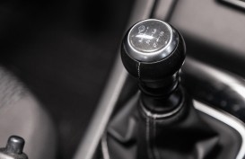 Tips Otomotif: 5 Alasan Minyak Kopling Mobil Perlu Rutin Diganti