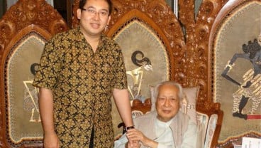 Unggah Foto Bersama, Fadli Zon: Soeharto Selamatkan RI dari Komunisme