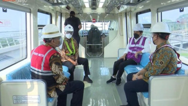 Jokowi Targetkan LRT Jabodebek Beroperasi Juni 2022