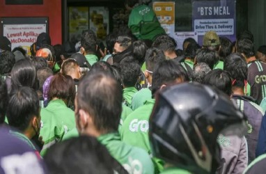 5 Fakta BTS Meal: Kerumunan Ojol hingga McDonalds Didenda Rp50 Juta