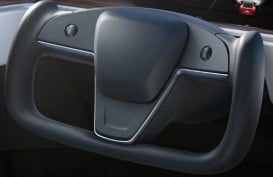 Jelang Pengiriman Perdana, Tesla Naikkan Harga Model S Plaid