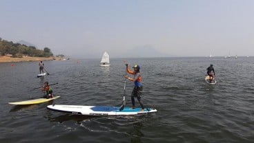 Kuy Ahh, di Waduk Jatiluhur Ada Spot Khusus Pecinta Paddle Board