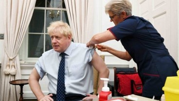 Johnson: Inggris Berkontribusi untuk Sepertiga Dosis Vaksin Global