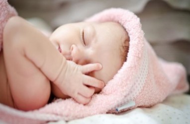 Bunda, Ini 3 Posisi Tidur yang Aman untuk Bayi