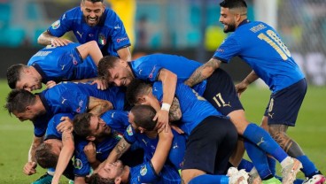 Euro 2020, Pelatih Swiss: Italia Memainkan Sepak Bola yang Hebat