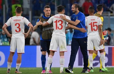 Meski Cedera, Chiellini Rayakan Lolosnya Italia ke 16 Besar Euro 2020