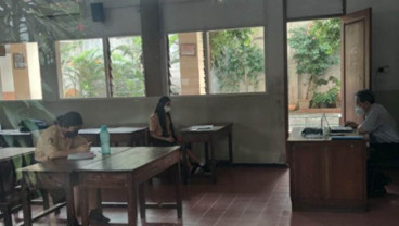 Kasus Covid-19 Meledak, DKI Batalkan Uji Coba Sekolah Tatap Muka Tahap II