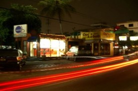 Mulai Malam Ini 10 Ruas Jalan Dibatasi. Jakarta Lockdown?…