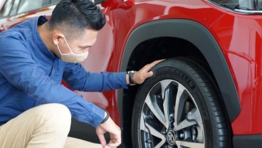 Tips Otomotif : Ini 6 Ciri-Ciri Ban Mobil Sudah Mesti Diganti