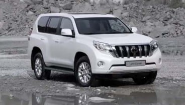 Super Mewah! Polisi Dubai Pakai Toyota Land Cruiser 300