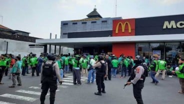 Apresiasi Driver Gojek, ARMY Indonesia Sumbang Rp159 Juta