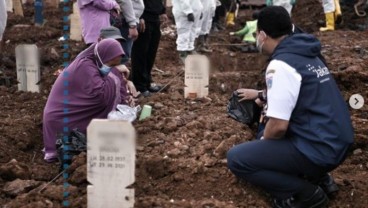 Hanya Setengah Hari, Dinkes DKI Makamkan 132 Jenazah Pasien Covid-19