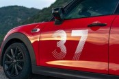 MINI Paddy Hopkirk Edition Hadir di Indonesia
