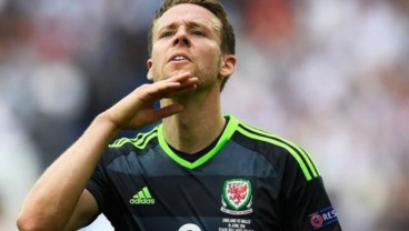 Wales Tersingkir, Bek Chris Gunter Kritik Format Euro Sebagai Lelucon