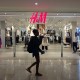 Lockdown di Bangladesh Ancam Peritel Pakaian Global H&M dan Levi Strauss