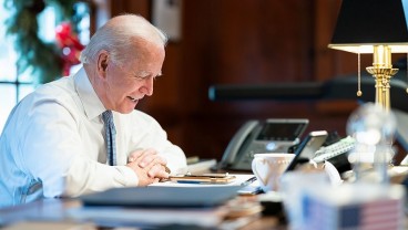 Uni Eropa Sarankan AS Harus Akhiri Perdagangan 'Gaya Trump' 