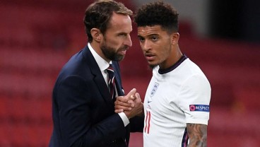 Bawa Inggris ke Semifinal Euro 2020, Shaw Puji Performa Sancho