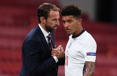 Bawa Inggris ke Semifinal Euro 2020, Shaw Puji Performa Sancho