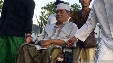 Mengenang KH Zainuddin Djazuli, Pembaharu dari Ploso