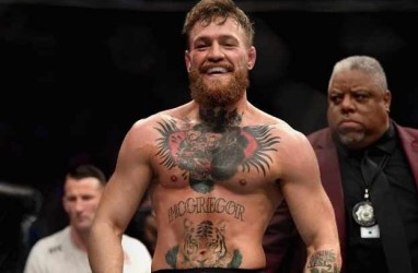 Hasil UFC 264: Patah Kaki, Conor McGregor Kalah dari Dustin Poirier