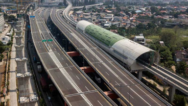 Jalan Tol Layang MBZ Arah Cikampek Ditutup Hingga 22 Juli