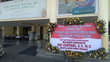 Wali Kota Surabaya Kirim Karangan Bunga ke Rumah Sakit dan Puskesmas