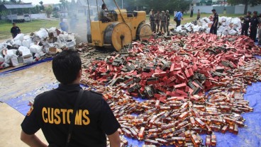 Lindungi Masyarakat, Dua Kantor Bea Cukai Ini Musnahkan Barang Kena Cukai Ilegal