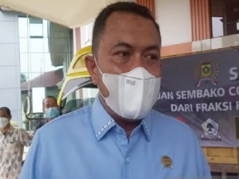 Anggota DPRD Bogor Relakan Anggaran Kunjungan Kerja untuk Bansos Covid-19
