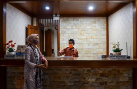 Karyawan Hotel dan Resto Terdampak PPKM Darurat di Garut Peroleh Bansos